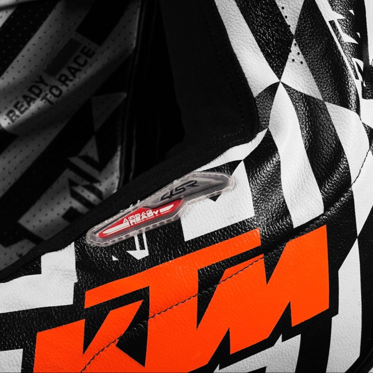 4SR suit for KTM 990 RC R